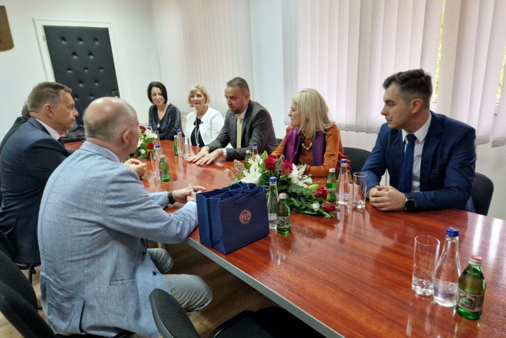 Guverner Narodne banke Republike Slovačke Peter Kažimir posetio Kovačicu